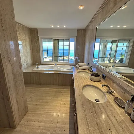 Boutique Leicht & Friends * Costa Adeje (Tenerife)