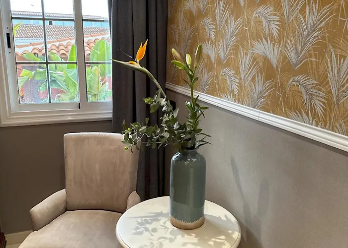 Kro Boutique Leicht & Friends Costa Adeje (Tenerife)